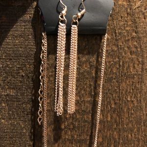 Gold necklace and earring set